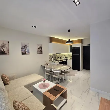 Luxury Beachfront Cleopatra Алания
